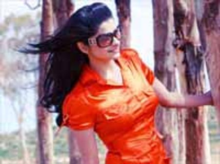 प्राची बनी 'बॉबी'?