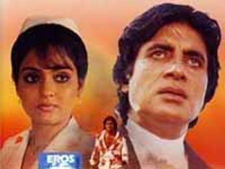 नई 'अग्निपथ' लेकर आएंगे करण जौहर