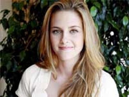 शादी की जल्दबाजी नहीं क्रिस्टीन स्टीवर्ट को