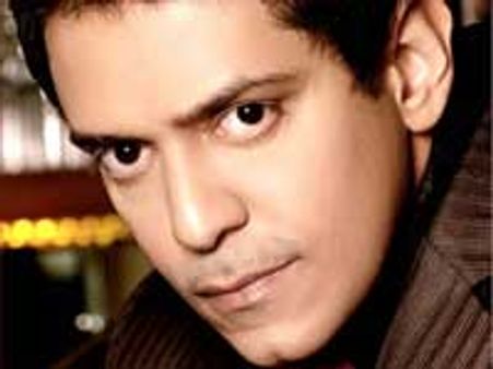 रावण का विभीषण बना निर्माता