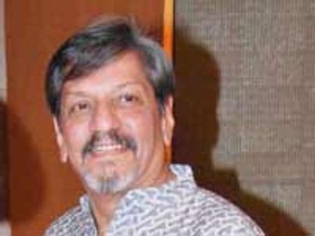 ऑफबीट फिल्मों के लिए चिंतित अमोल पालेकर