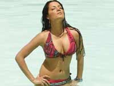 सेक्सी सेलीना बनेगी हेलन