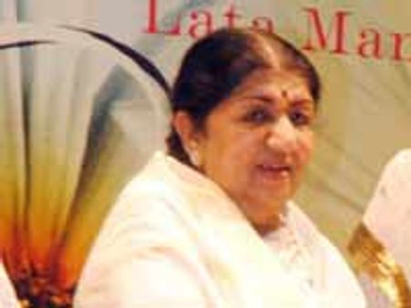 प्रतिभाशाली कलाकार थे किशोर दा : लता मंगेशकर