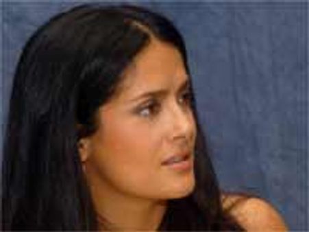 सलमा हायक की बेटी को नहीं लुभाता सांता क्लाज