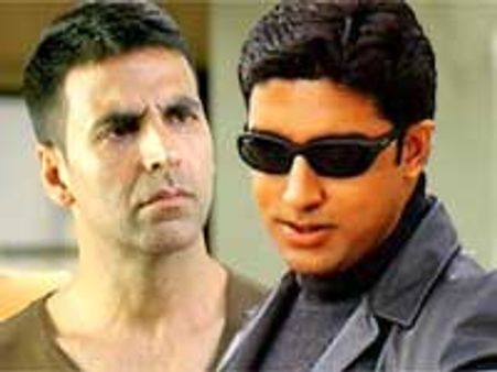 अभिषेक ने अक्षय को रीप्लेस किया