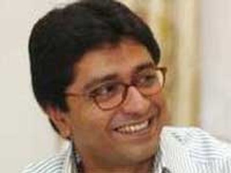 राज का उद्धव को करारा जवाब कहा गरीब नहीं मराठी