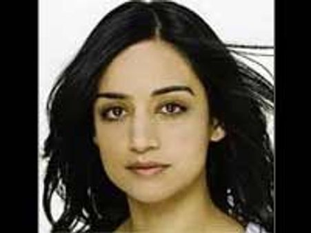 भारतीय मूल की आर्ची पंजाबी को मिला एम्मी पुरस्कार