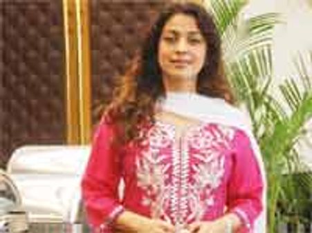 बॉलीवुड छोड़ कहां जाऊंगी : जूही चावला