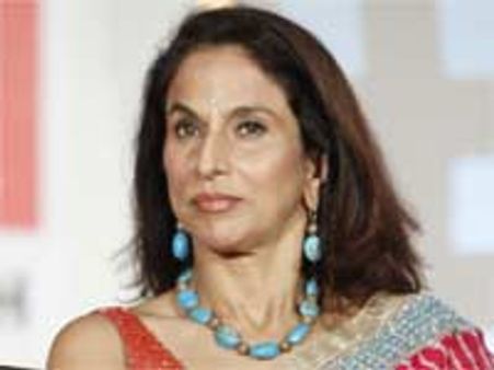 'दबंग' को बॉयकाट करो : शोभा डे