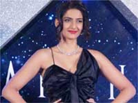 सेक्सी लुक में सोनम कपूर!