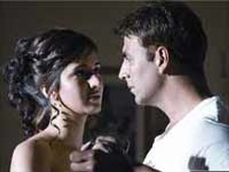 नो वार ओनली प्यार इन अक्षय-कैटरीना