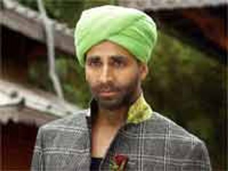 अक्षय पर तो हर ड्रेस अच्छी लगती है : सबीना खान