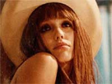 जेसिका अल्बा हुई न्यूड