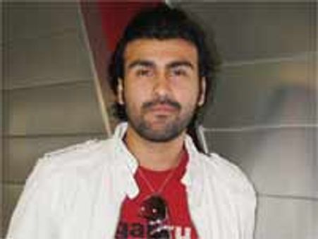 मेरा संघर्ष बदस्तूर जारी है : आर्य बब्बर