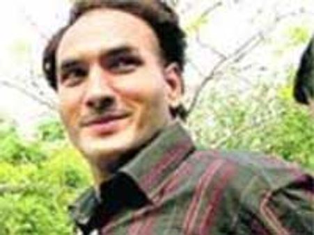 सुपरचोर बंटी 'बिग बॉस-4' से आउट