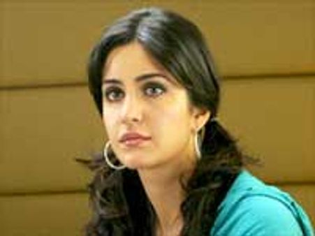 फिर कटी कैटरीना की नाक