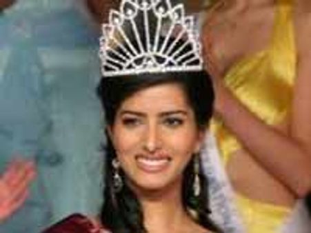 सुंदर महिलाओं का देश है भारत : मनस्वी ममगई