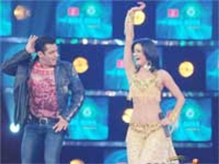 TV पर छाया 'बिगबॉस 4' का जादू