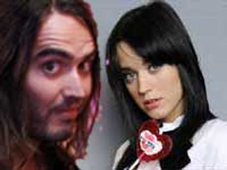 प्रशासन का सिरदर्द बनी कैटी-रसेल की शादी