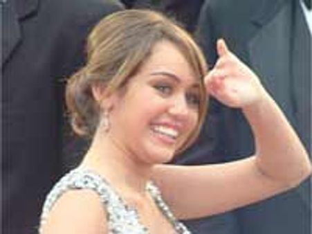 माइली साइरस का 18वां बर्थडे होगा स्पेशल