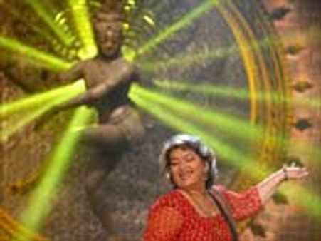 'नचले वे' की विनर बनीं स्वस्ति-तेजस्विनी