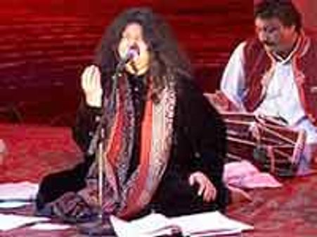 आबिदा परवीन अब खतरे से बाहर