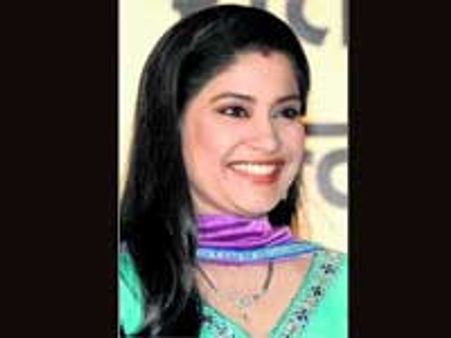 झलक...से फिर झिलमिलायेंगी 'रेणुका'