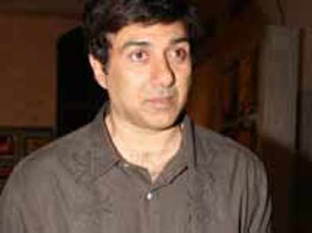 अपनी आवाज का कॉपीराइट कराएंगे सनी देओल