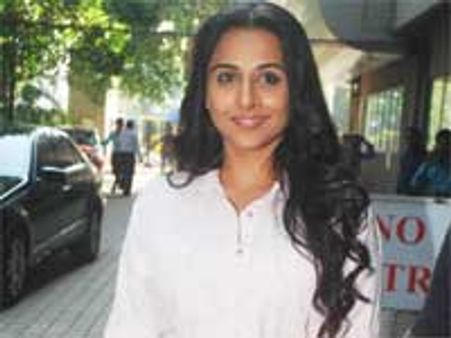 दिल्ली वालों के पास सितारों को देखने की फुरसत नहीं: विद्या