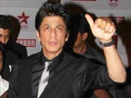 शाहरुख खान ने इन्कम टैक्स से बचने के लिए की पैंतरेबाजी