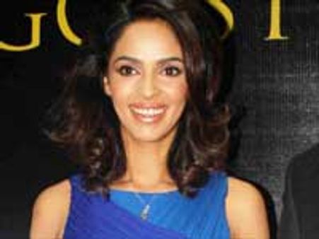 छोटे शहरों की प्रतिभाओं को मंच मिले: मल्लिका