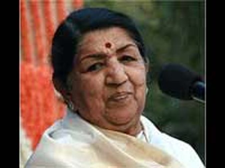 भीमसेन जोशी मुझे 'भारत रत्न' पुकारते थे: लता मंगेशकर