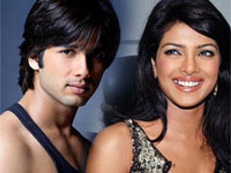 प्रियंका के घर बरामद होने पर शर्मसार हैं शाहिद कपूर