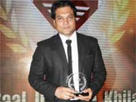 CID फेम दया 'झलक दिखला जा' से हुए बाहर