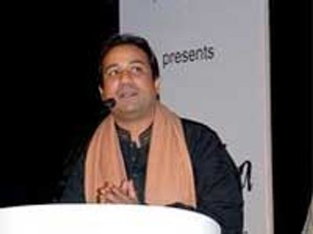 राहत की हिरासत से कुछ परेशान तो कुछ खामोश