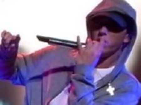 फेसबुक पर सबसे लोकप्रिय एमिनेम