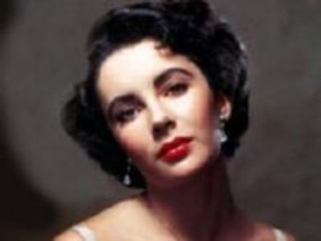 एलिजाबेथ टेलर को बॉलीवुड ने दी श्रद्धांजलि