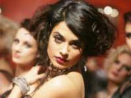 शाहिद के साथ काम करना चाहती हैं सारा