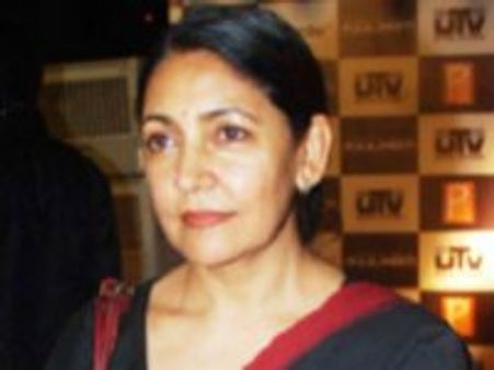 दीप्ति के लिए डायरेक्टर ने बदली भाषा