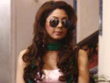 रंग बदलती में माणिनी मिश्रा की एंट्री