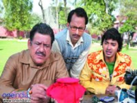 बच्चों की कॉमिक्स जैसी है 'तीन थे भाई'