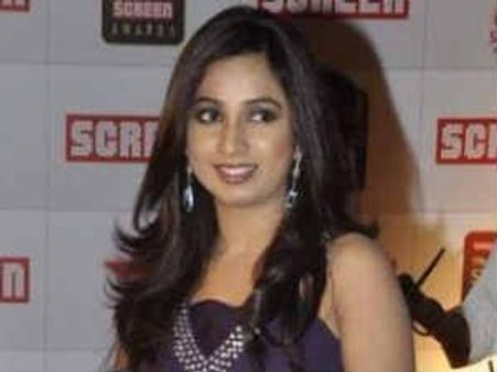 श्रेया ने लिया काम से ब्रेक