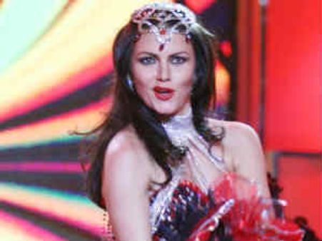 याना के न्यूड वीडियो ने मचाया धमाल