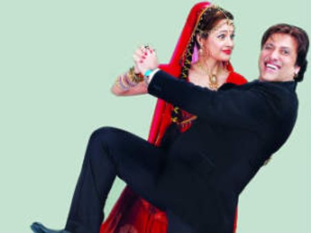 आखिर बेटी जितनी उम्र की यूविका संग गोविंदा क्यों हुए इंटिमेट!