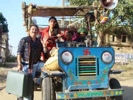 समीक्षा : मजेदार सफर है 'चलो दिल्ली'