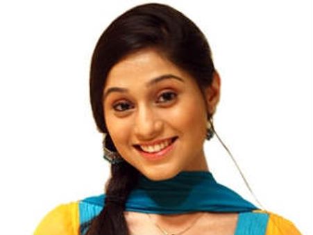 मिल जायेगी नव्या को पिकनिक की इजाजत