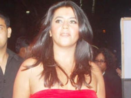 ज्‍योतिष ने कहा तो आगरा नहीं गईं एकता