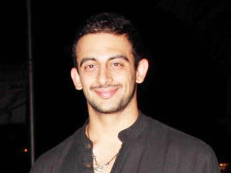 पसीने बहा रहे हैं अरुणोदय सिंह