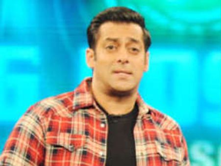 नकुशा के सेट पर फिर से आये सलमान