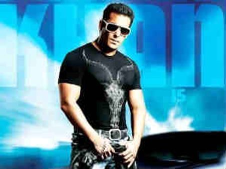 जून में कॉमेडी फिल्मों का धमाल